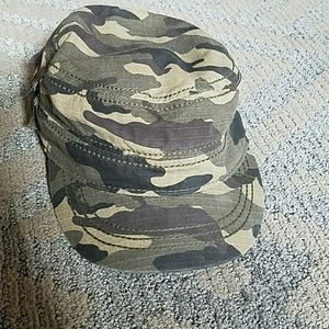 Camouflage adjustable hat